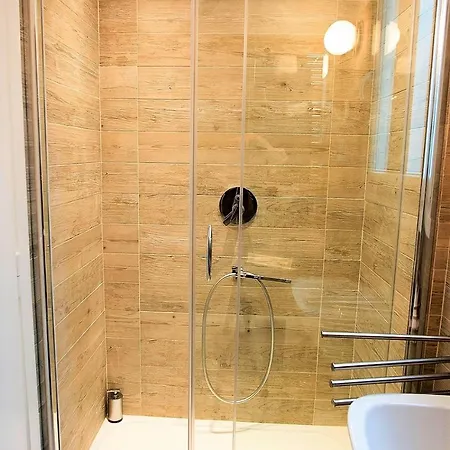 Capone Al Vaticano * Roma